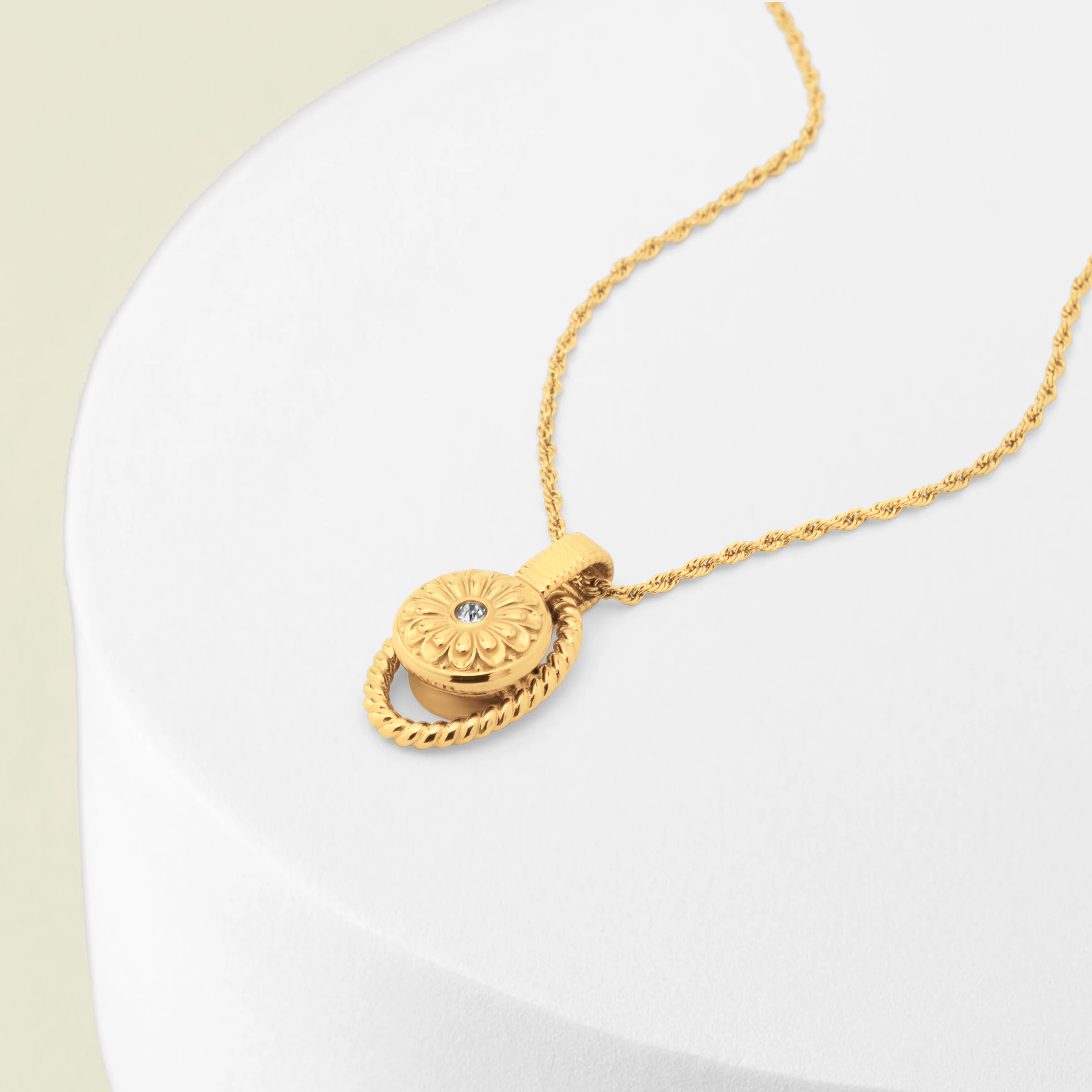 Melano Friends & Vivid Retro Romance Ketting Set