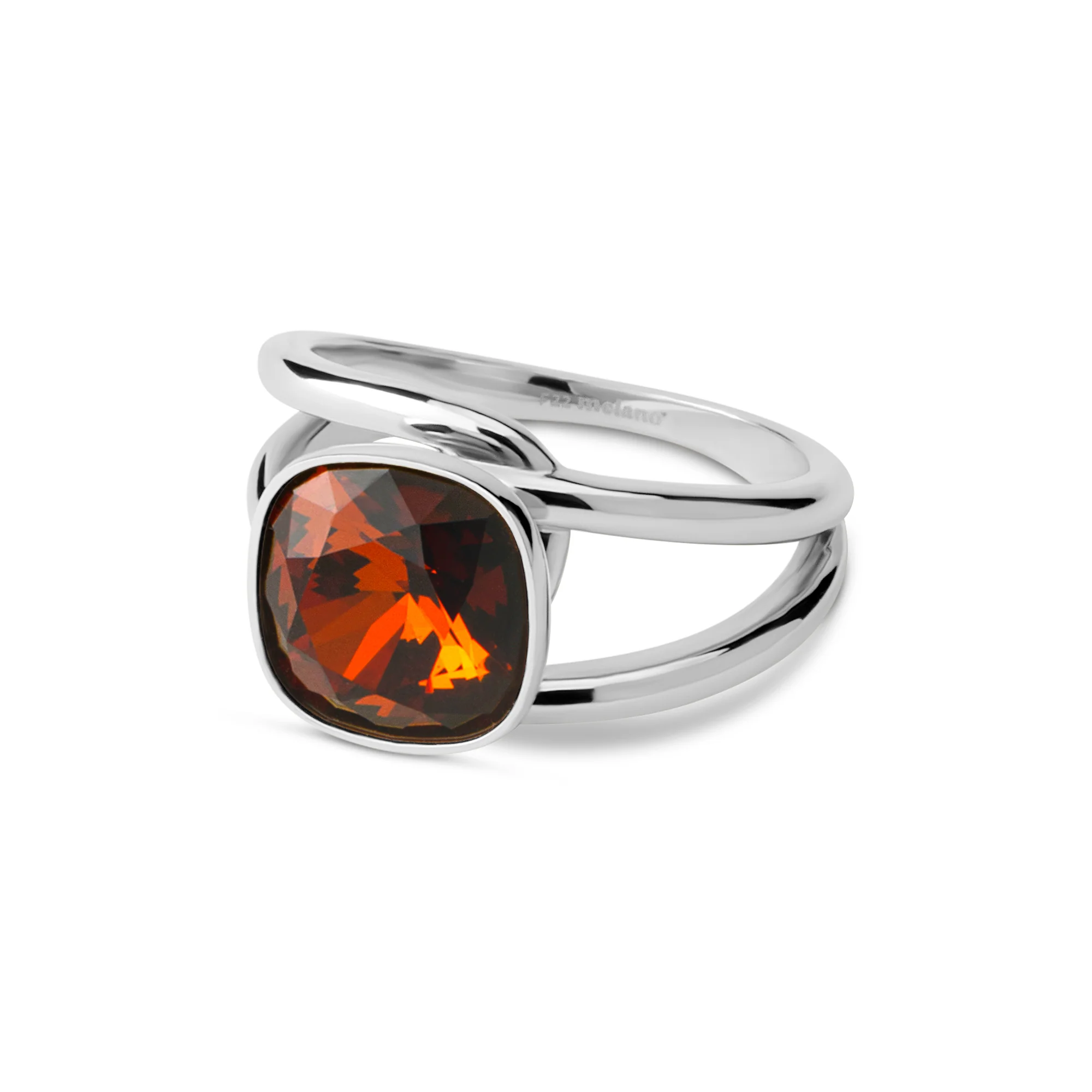 Melano Twisted Smoky Wood Ring Set - Image 3