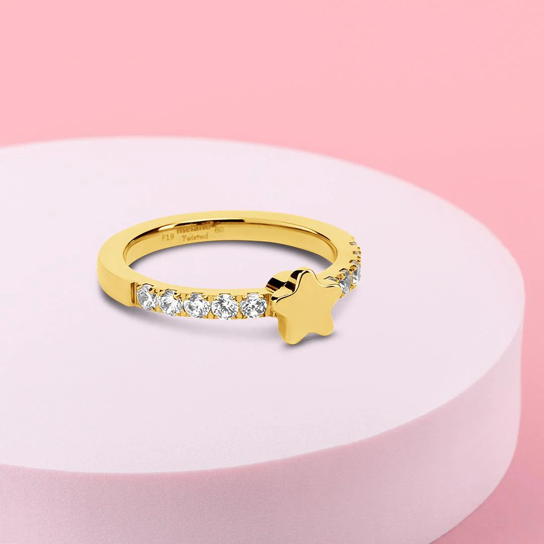 Melano Twisted Star Cookie Ring Set